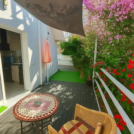 Fantastico 3 - Grosser Terrasse - Gratis Parkplatz - Klimaanlage - Zentrumsnaehe Und Meernaehe Appartement *